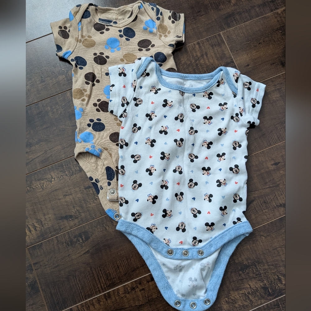 3/$30 Bundle of 2 newborn shirts